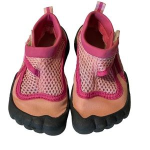 LifeGuard Shoes Girls Water Sock Swim  Activity Shoes Size 5/6